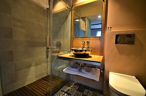 Unver Galata Apart