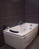 Hotel Turista Canlubang