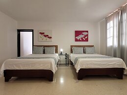 Aparta Hotel Drake