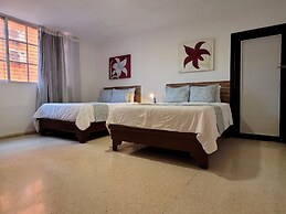 Aparta Hotel Drake