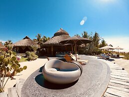 Samora Luxury Resort