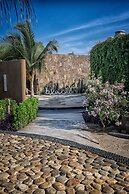 Samora Luxury Resort