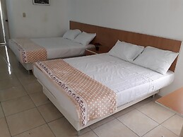 Ruben's Hotel