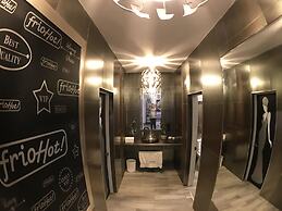 FrioHot Hotel