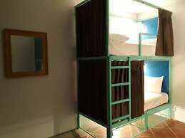 Sea Turtle Hostel - Adults Only