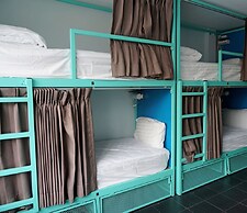Sea Turtle Hostel - Adults Only