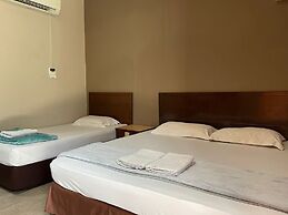 Baron Waterfront Hotel