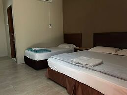 Baron Waterfront Hotel