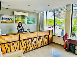 Baron Waterfront Hotel