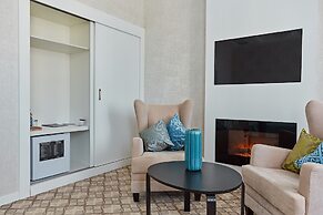 Arium Hotel