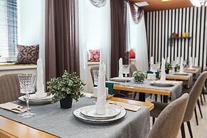 Arium Hotel