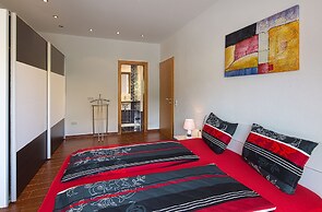 Montelux Apartments