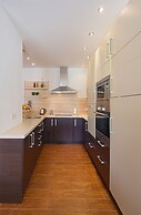 Montelux Apartments