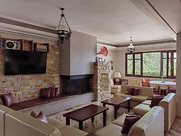 Corali Hotel