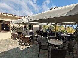 Corali Hotel
