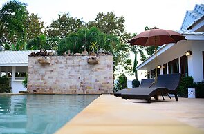 RungNara Pool Villa