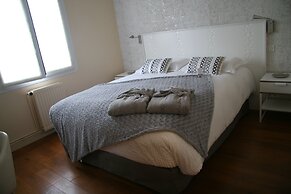 Les Suites Champenoises