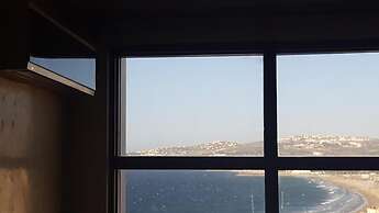 Newcenter Suites