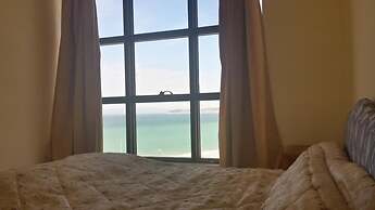 Newcenter Suites