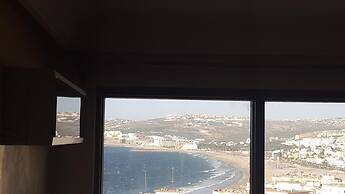 Newcenter Suites