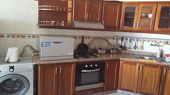 Newcenter Suites
