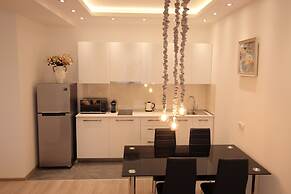 Super Luxury Apartments