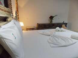Sunset Suites