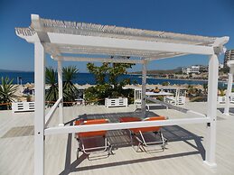 Sunset Suites