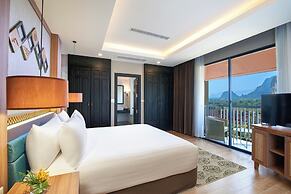 Amari Vang Vieng