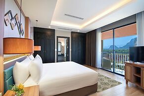Amari Vang Vieng