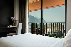 Amari Vang Vieng