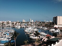 Condo Carla Marina