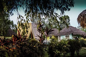 Las Dunas Surf Resort - Hostel