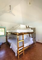 Las Dunas Surf Resort - Hostel