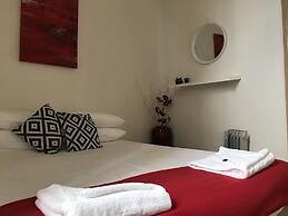 Caledonia Hotel