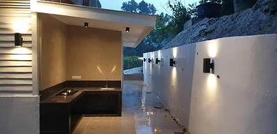 Casa Hill Resort