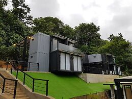 Casa Hill Resort