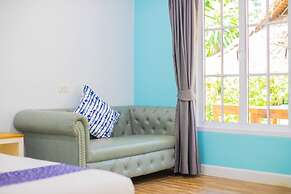 Blue Shore Cottage