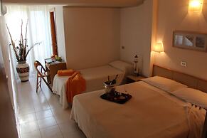 Hotel Antares