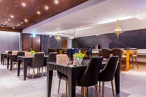 Saint Art Hotel