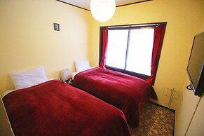 Lodge Q Hotel