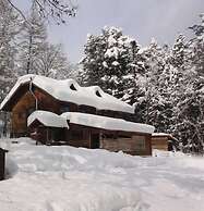 Lodge Q Hotel