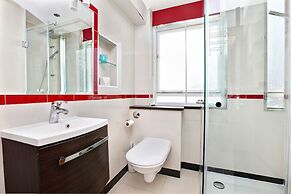 Baker Street Suites