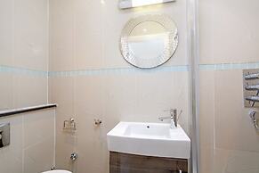 Baker Street Suites