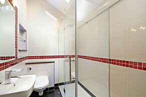 Baker Street Suites