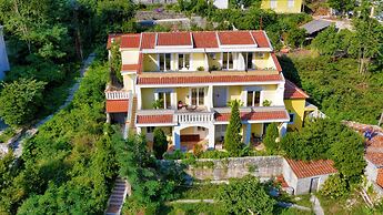 Apartments Bella Vista