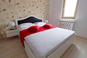 Jelena Vile & Apartments