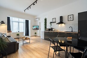 MRG Apartments