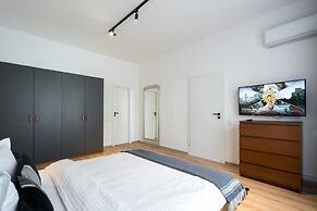 MRG Apartments