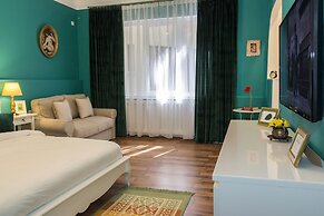 MRG Apartments